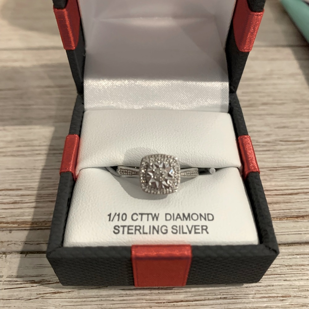 Square base small diamond silver ring